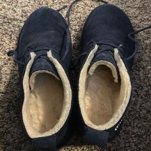 Bearpaw boots size 7